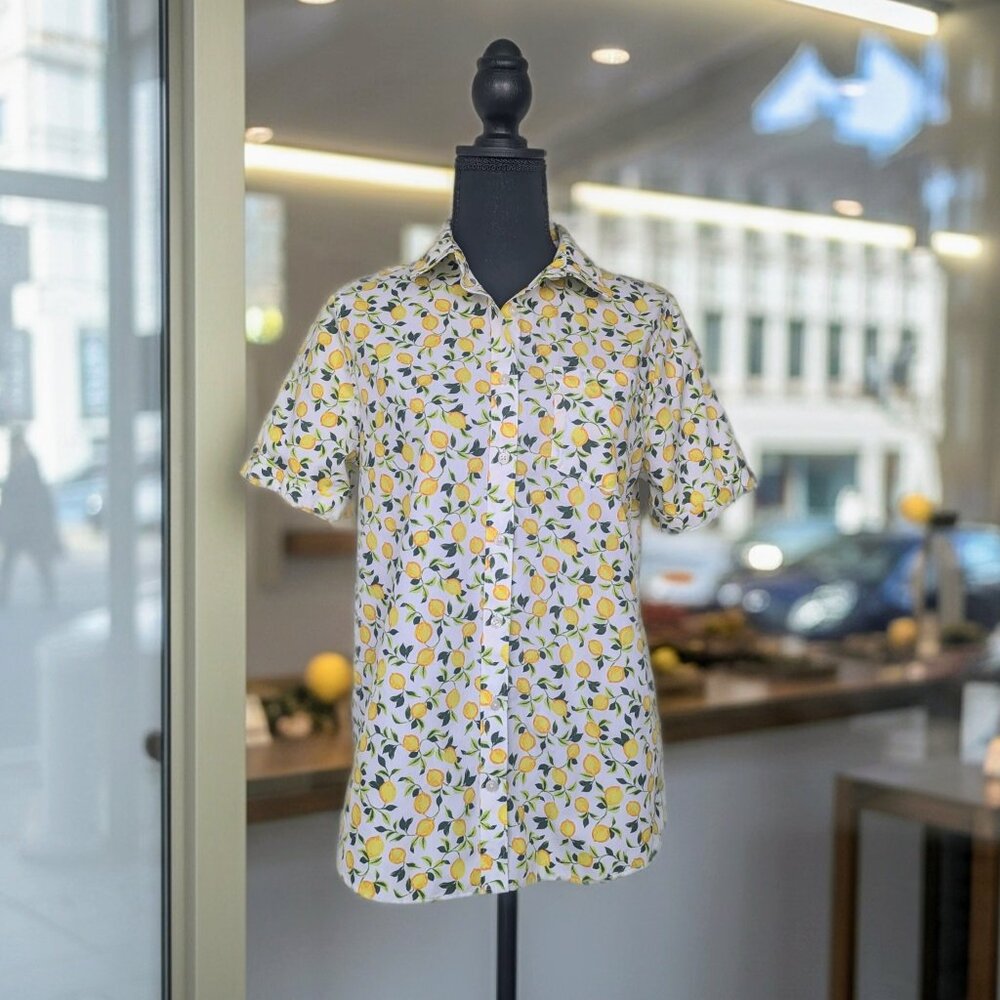 Lands' End | Women's | Small | Lemon light weight button down no iron